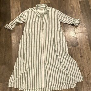 Universal Thread Green and White Striped Long Sleeve Dress
